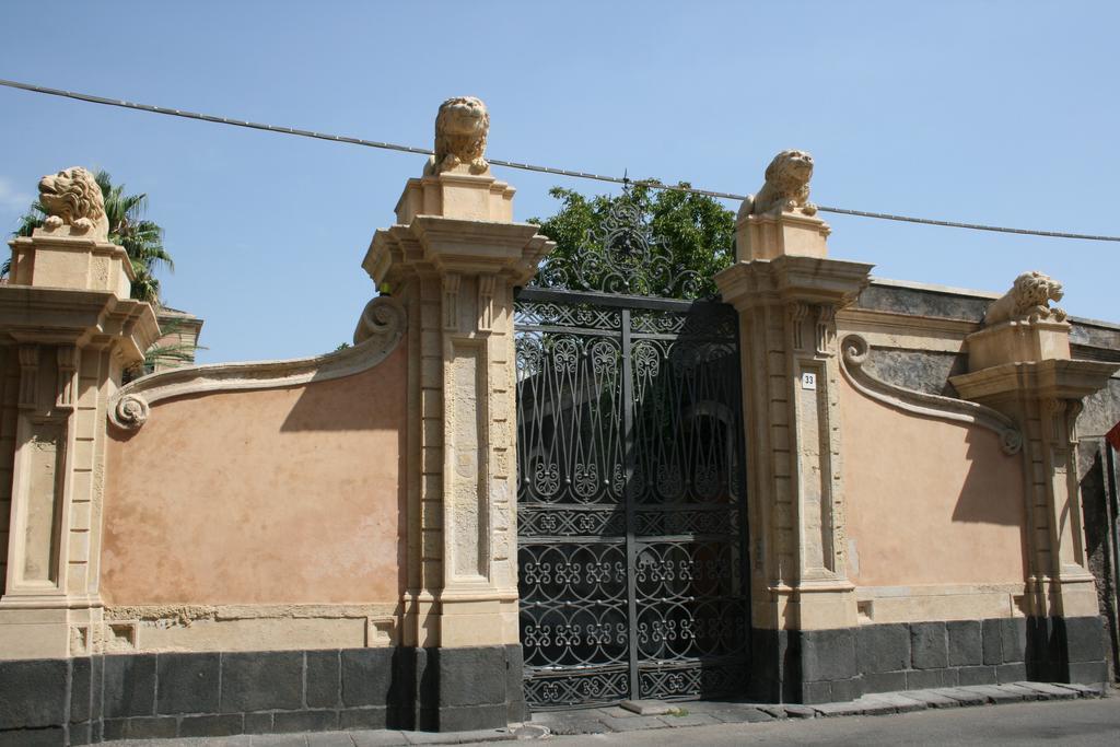 Villa Dei Leoni Santa Tecla Eksteriør bilde